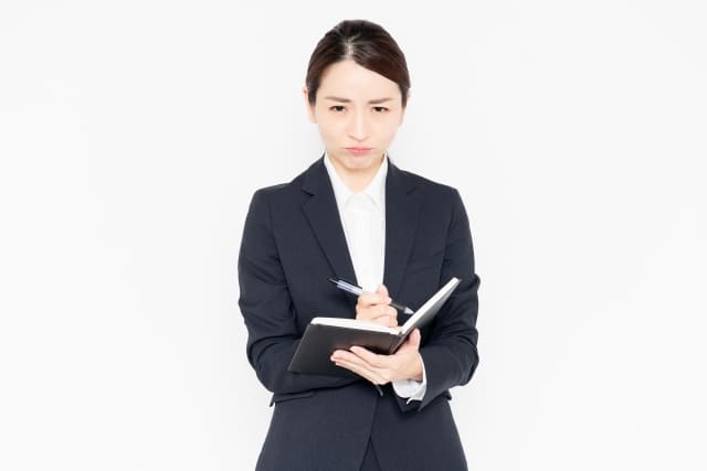 AIでZoomで議事録作成を自動化！方法やおすすめツール7選も紹介