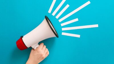 現場の疲弊が経営に伝わらない理由とは？“声が届かない組織”が抱える3つのリスクと対処法